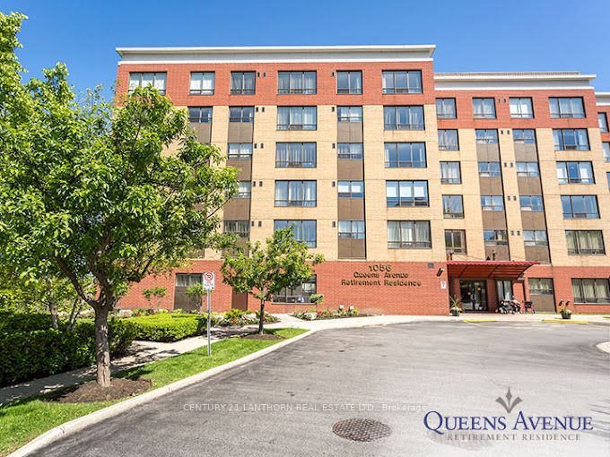 For Lease: 1056 Queens Avenue 504, Oakville, ON L6H 6R3, Oakville, ON