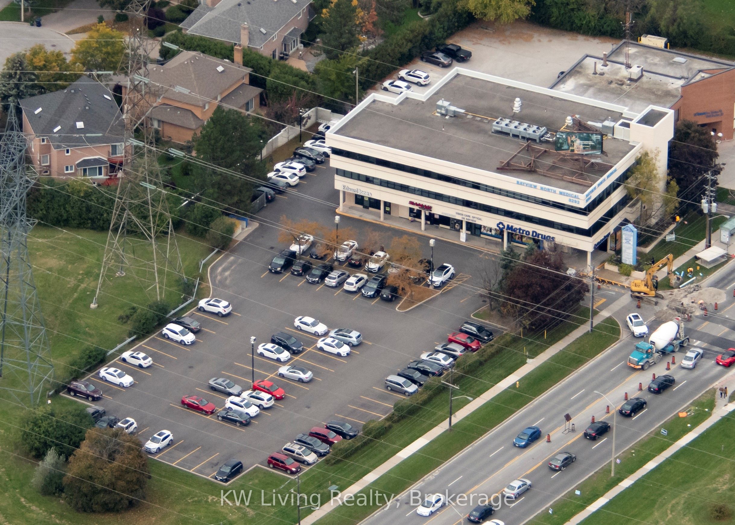 For Lease: 3292 Bayview Avenue 308, Toronto C14, ON M2M 4J5, Toronto C14, ON