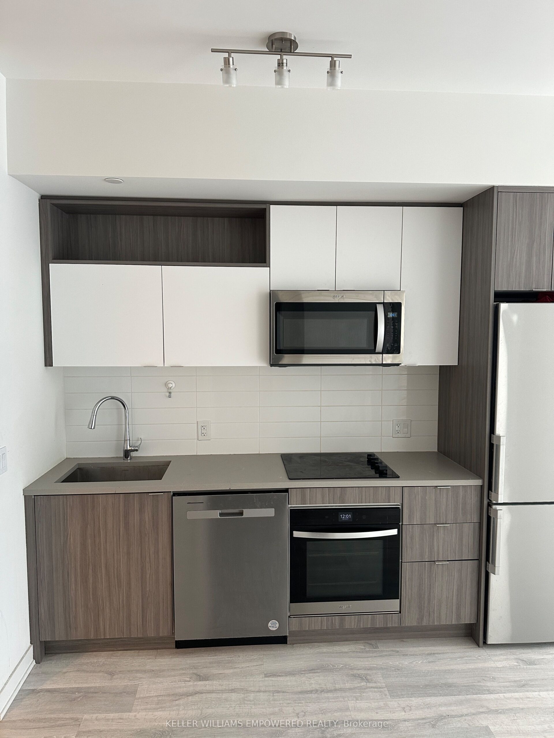 For Lease: 70 Princess Street 1527, Toronto C08, ON M5A 0X6, Toronto C08, ON