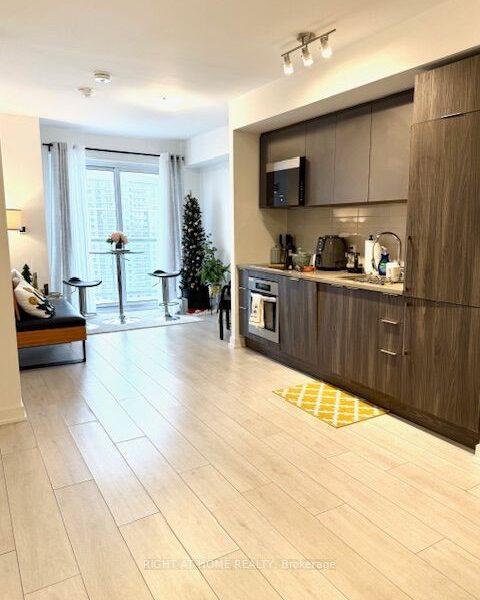 For Lease: 2033 Kennedy Road 3606, Toronto E07, ON M1T 0B9, Toronto E07, ON