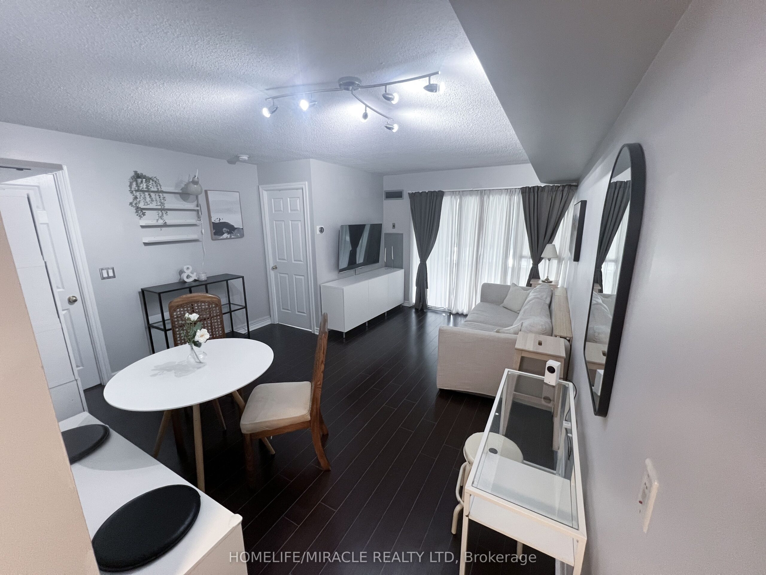 For Lease: 2627 Mccowan Road 1901, Toronto E07, ON M1S 5T1, Toronto E07, ON