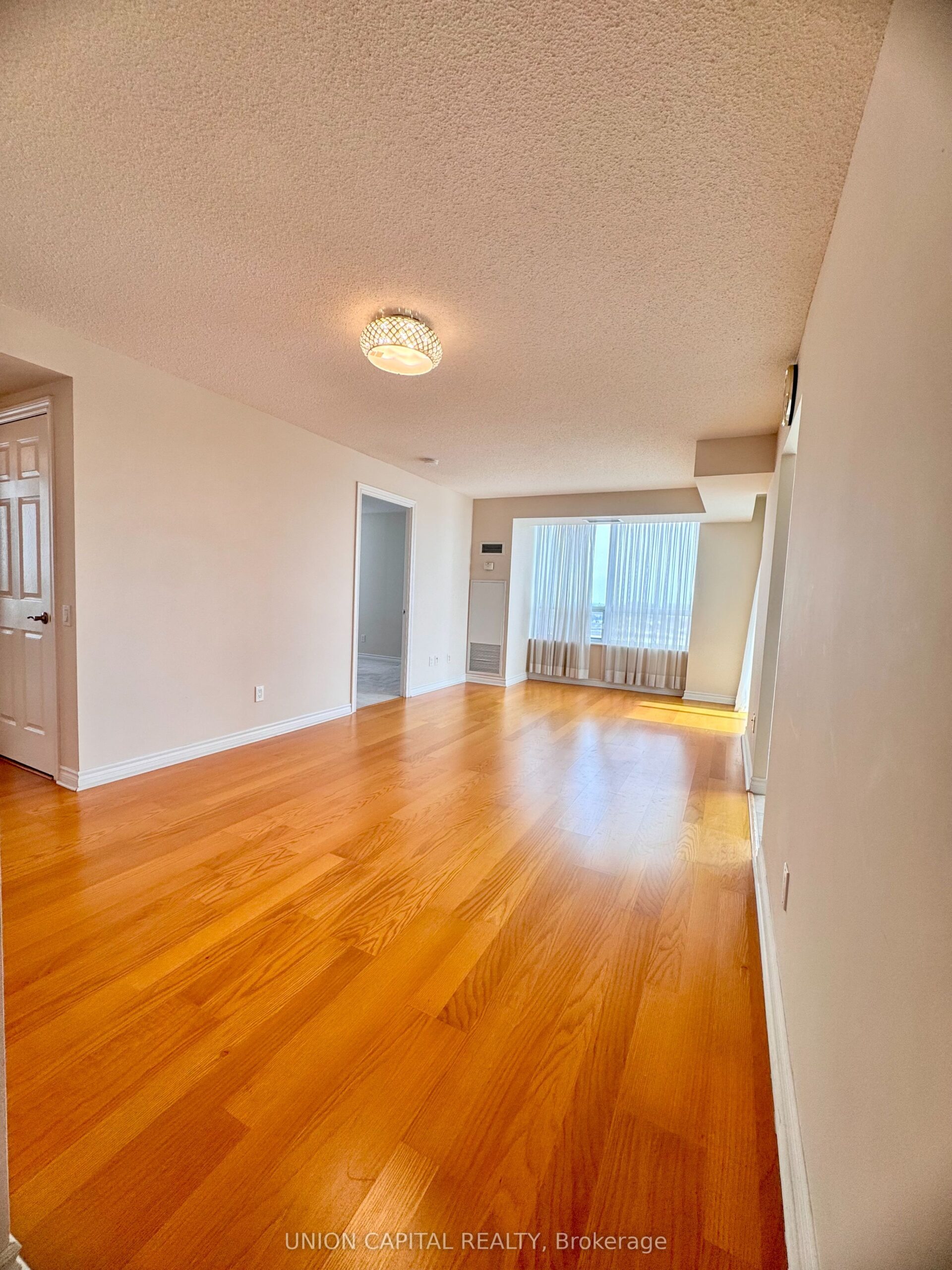 For Lease: 61 Town Centre Court 1009, Toronto E09, ON M1P 5C5, Toronto E09, ON