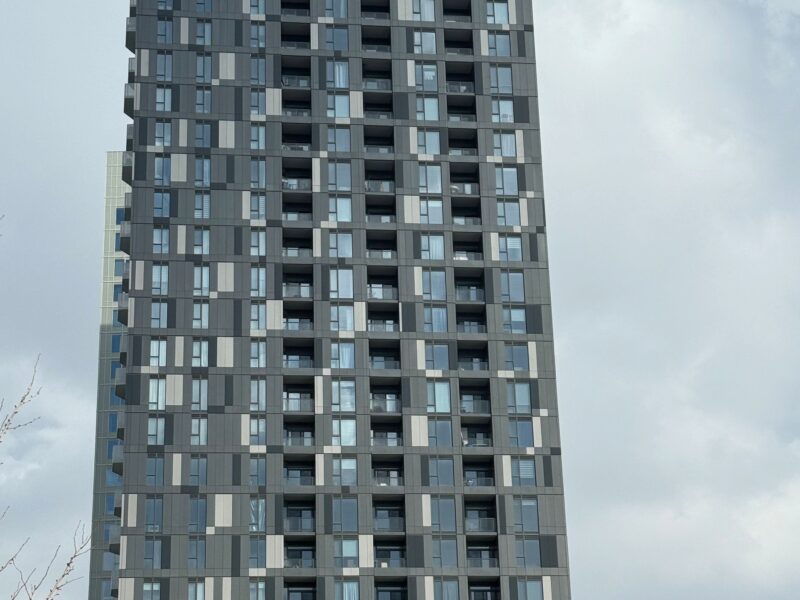 For Lease: 10 Abeja Street 1121, Vaughan, ON L4K 0R4, Vaughan, ON