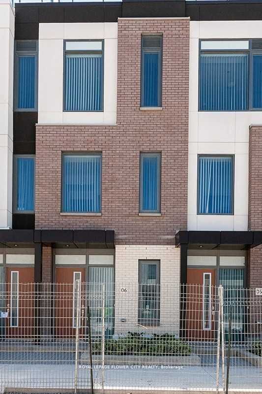 For Lease: 1010 Portage Parkway TH06, Vaughan, ON L4K 0K3, Vaughan, ON