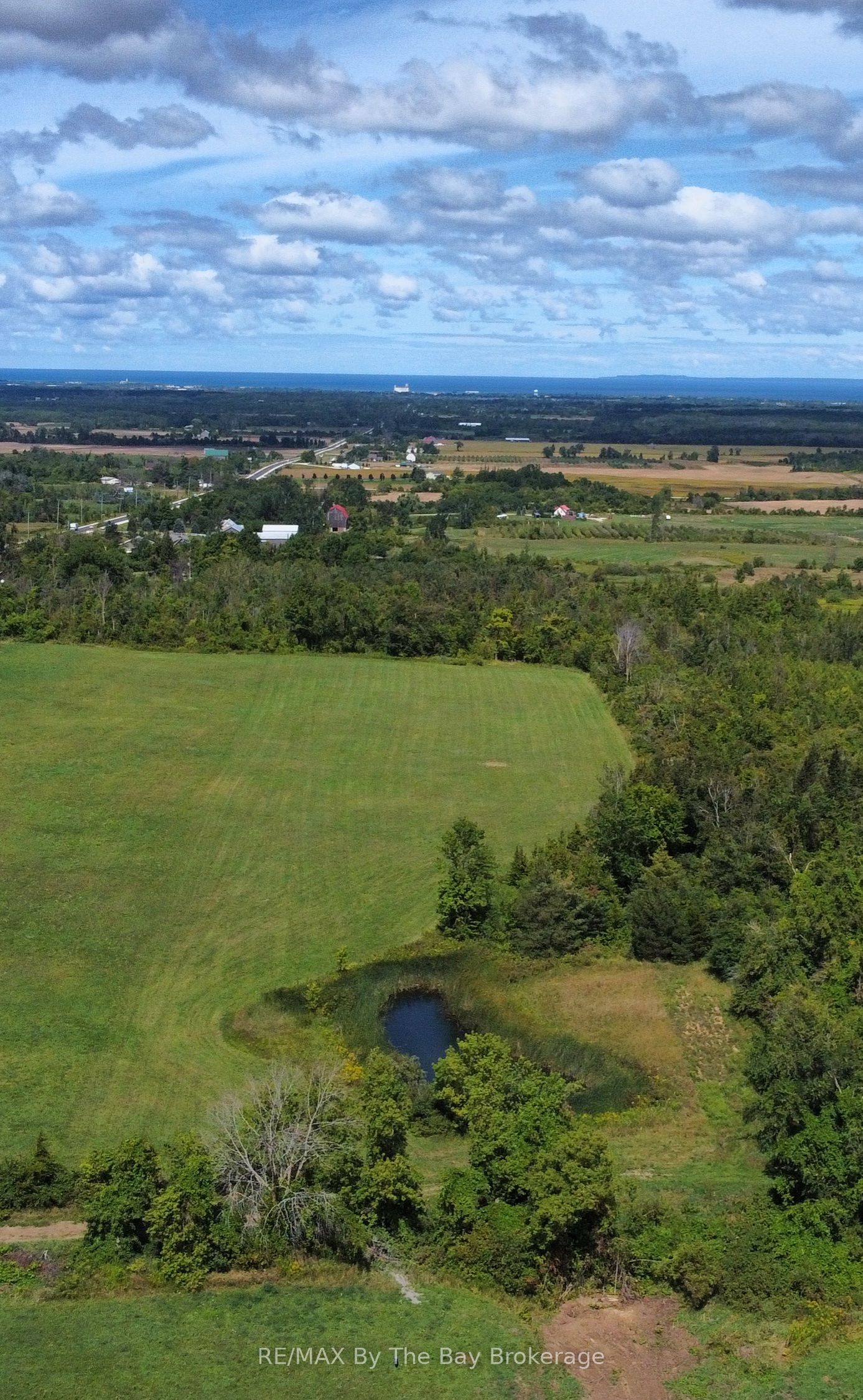 For Sale: 12 Sydenham Trail, Clearview, ON L0M 1H0, Clearview, ON