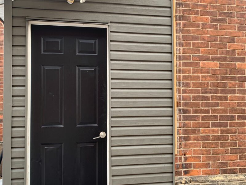 For Lease: 172 Dunlop Street W, Barrie, ON L4N 1B3, Barrie, ON