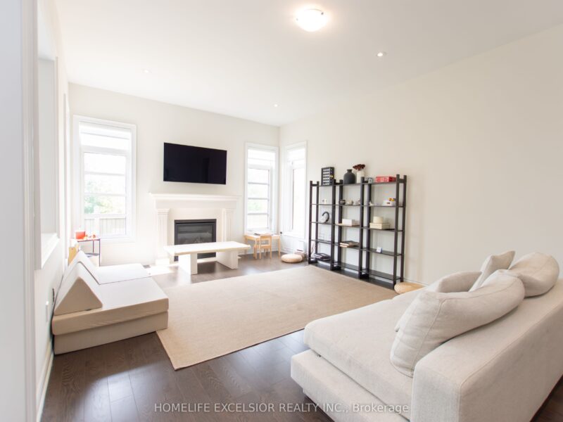 For Sale: 3128 Parsonage Crescent, Oakville, ON L6H 0T9, Oakville, ON