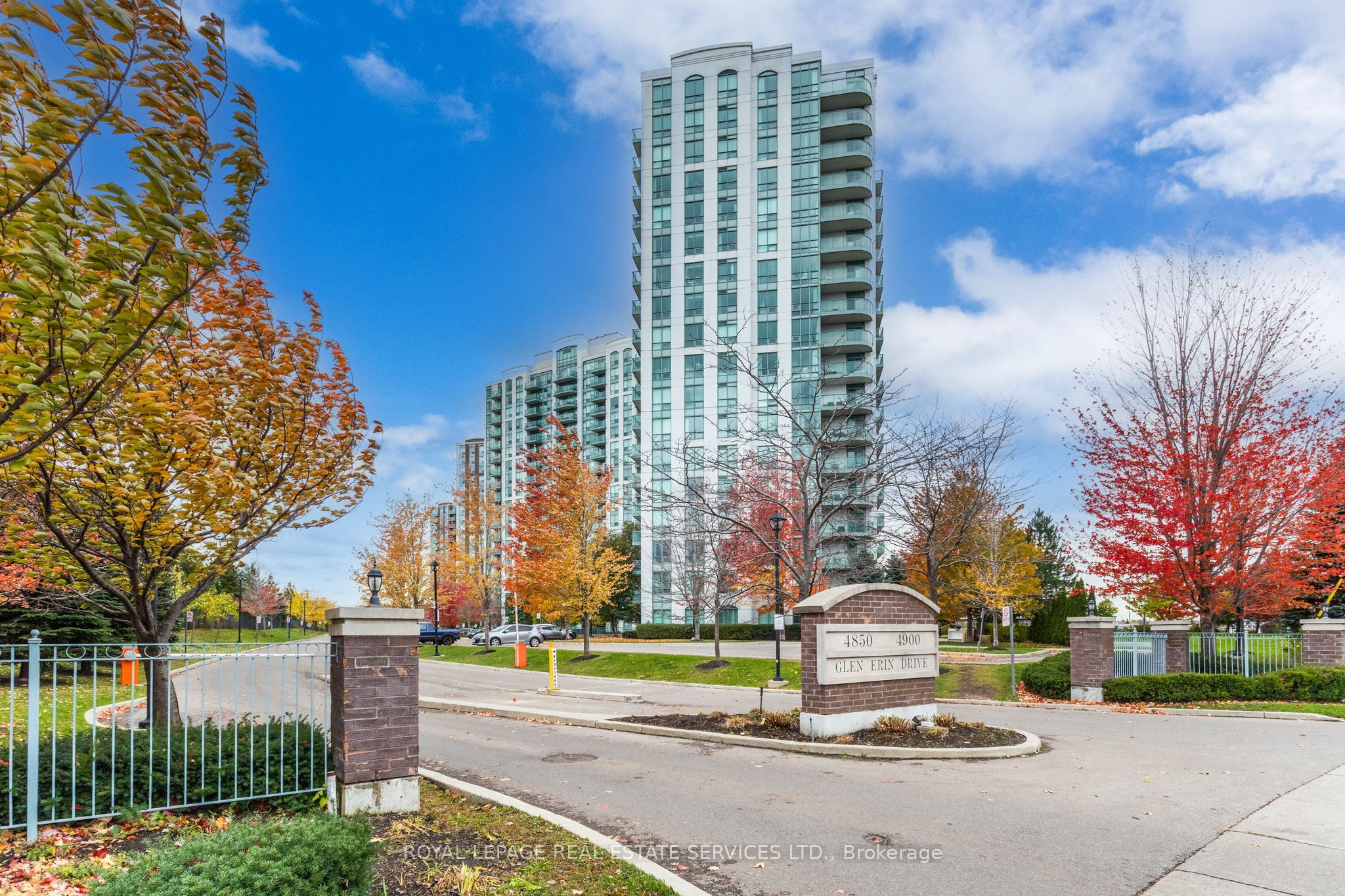 For Sale: 4850 Glen Erin Drive 610, Mississauga, ON L5M 7S1, Mississauga, ON