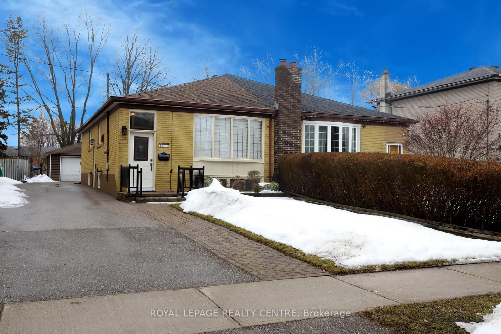 For Sale: 3638 Anniversary Road, Mississauga, ON L5C 2G1, Mississauga, ON