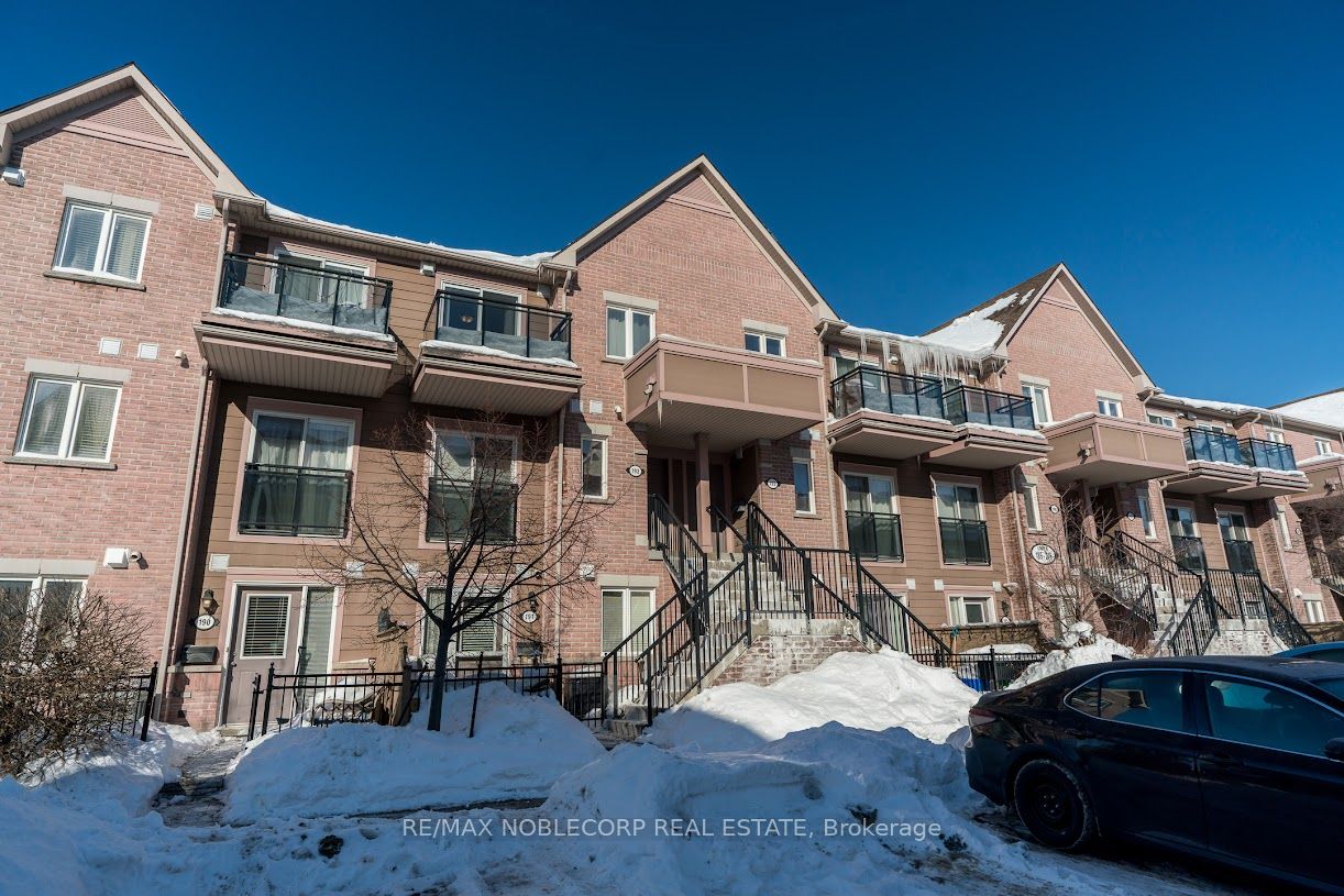 For Lease: 4975 Southampton Drive 192, Mississauga, ON L5M 8E4, Mississauga, ON