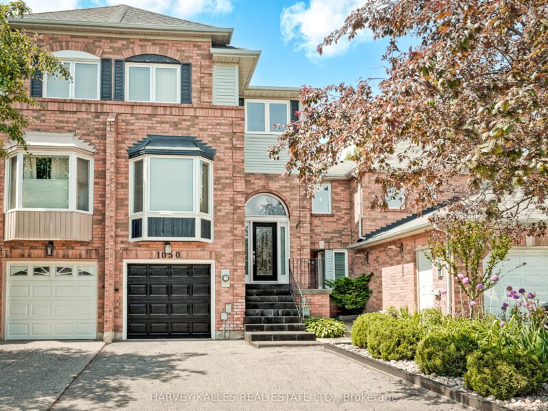 For Sale: 1050 Lindsay Drive, Oakville, ON L6M 3B5, Oakville, ON