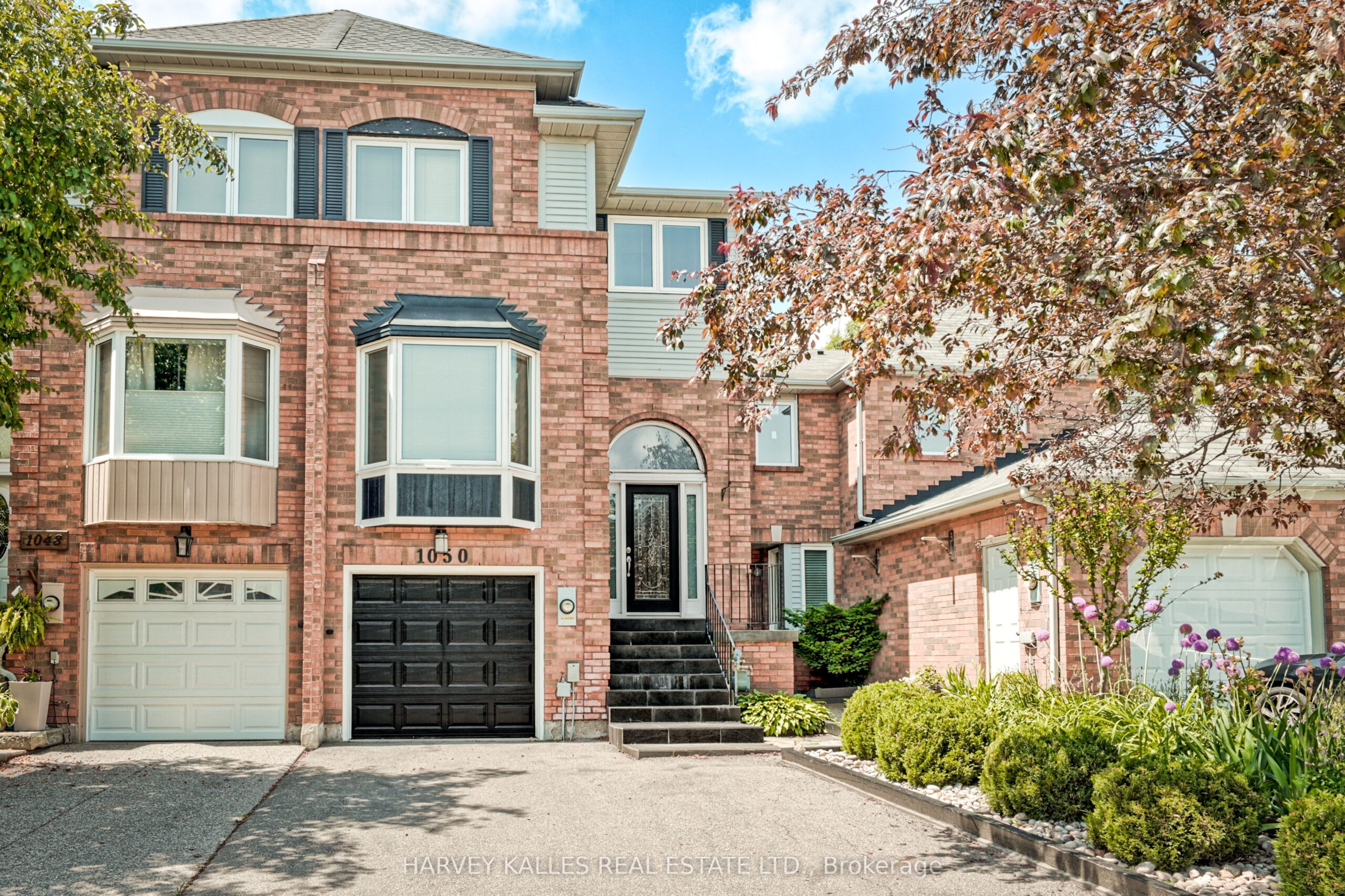 For Sale: 1050 Lindsay Drive, Oakville, ON L6M 3B5, Oakville, ON