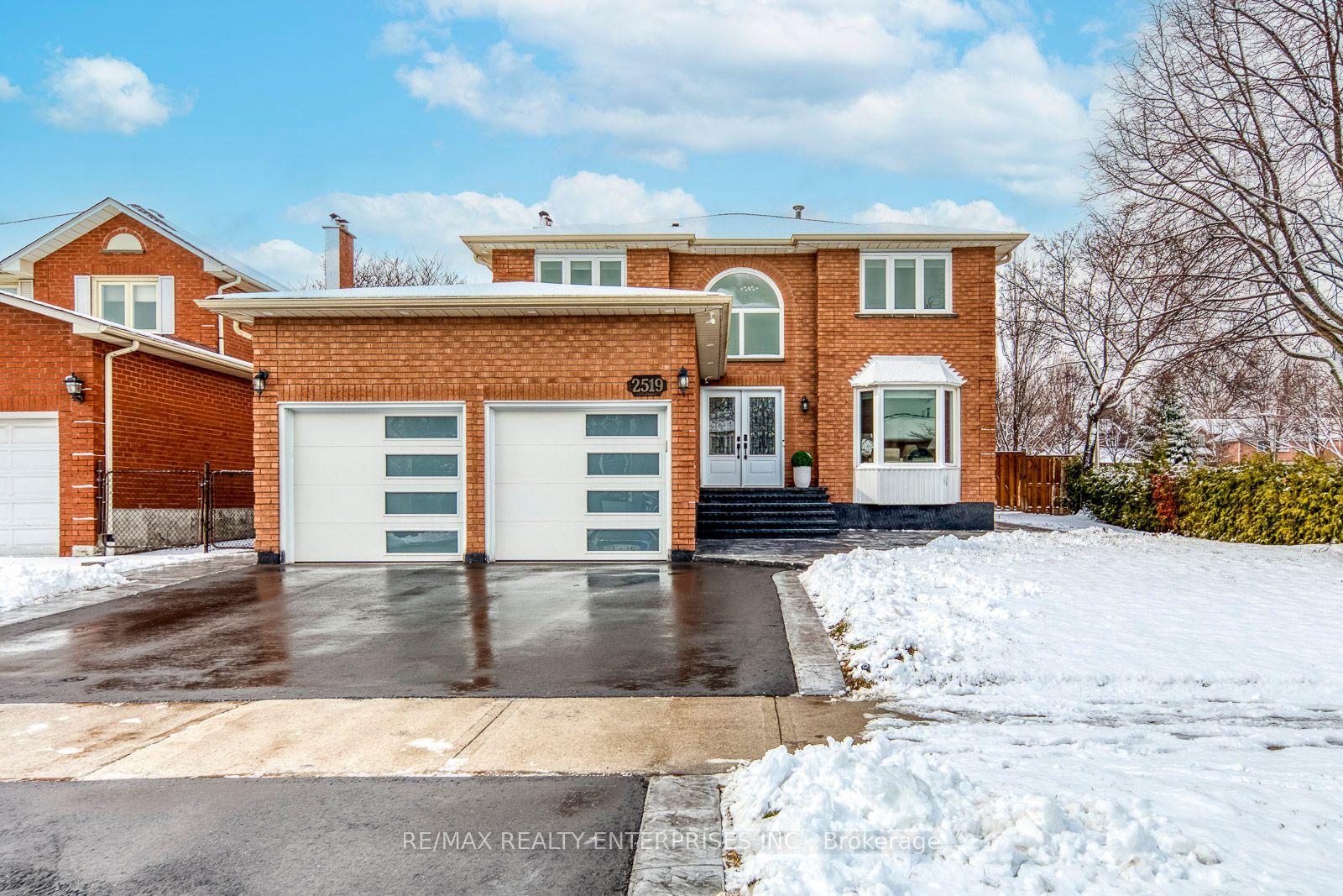 For Sale: 2519 Wynten Way, Oakville, ON L6J 7K5, Oakville, ON
