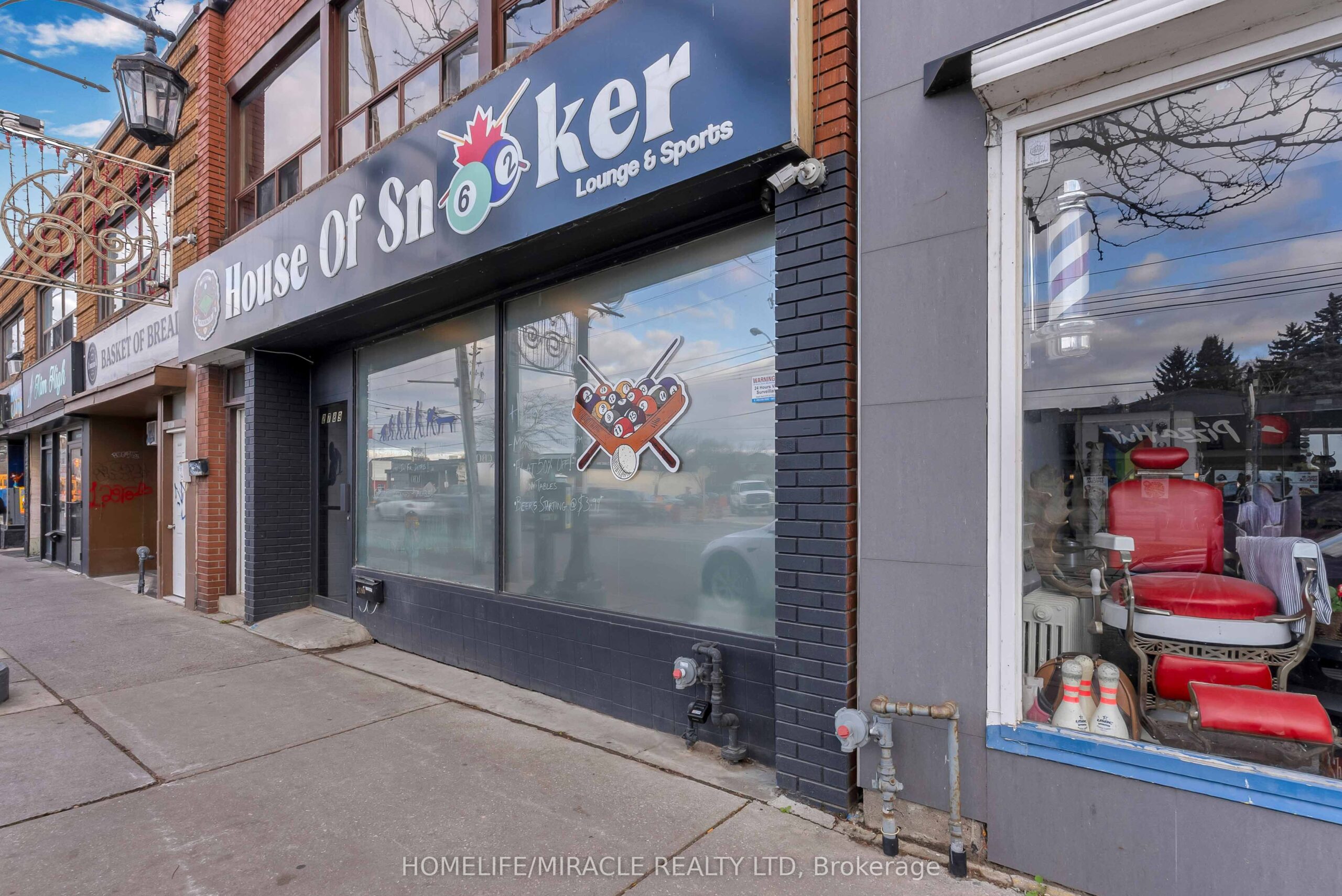 For Sale: 2789 Lakeshore Boulevard W, Toronto W06, ON M8V 1H4, Toronto W06, ON