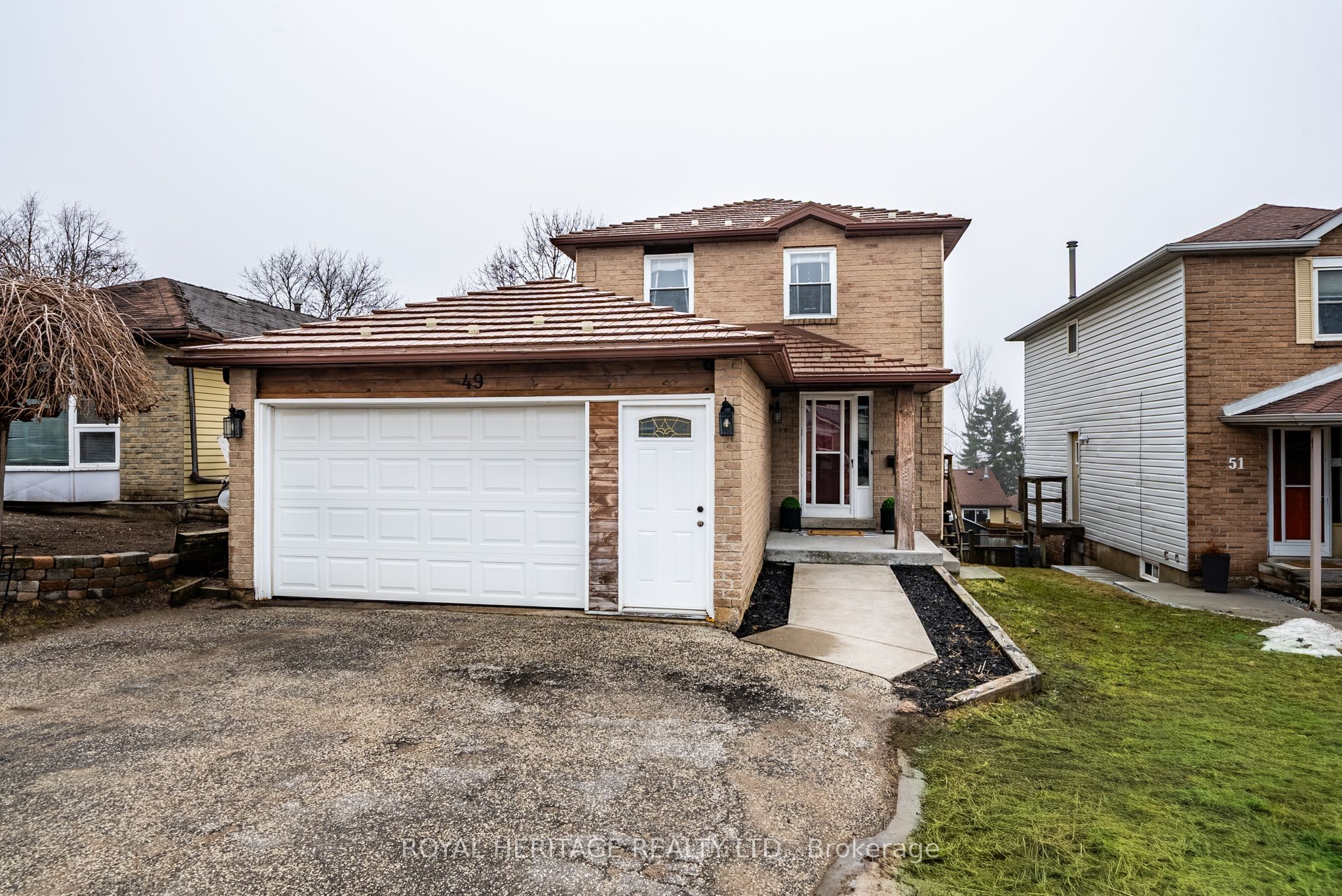 For Sale: 49 Browning Trail, Barrie, ON L4N 5A5, Barrie, ON
