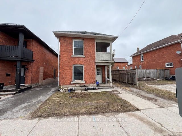 For Sale: 176 Mississaga Street W, Orillia, ON L3V 3B5, Orillia, ON