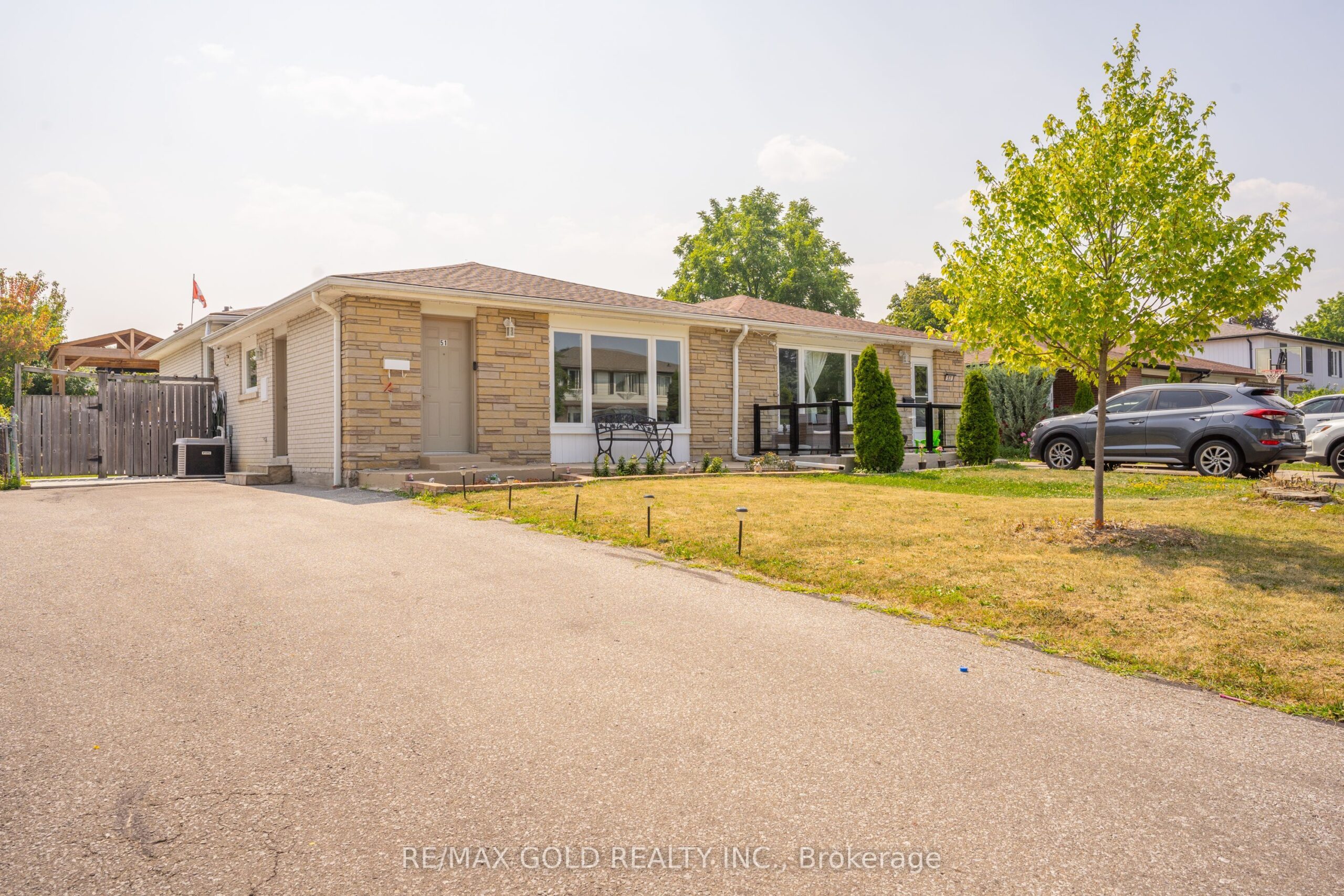 For Sale: 51 Davenport Crescent, Brampton, ON L6T 3L5, Brampton, ON