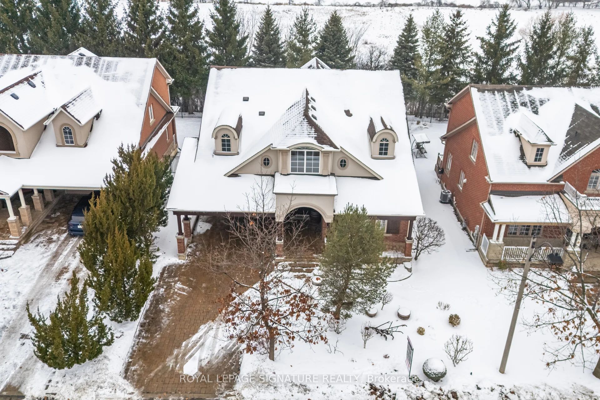 For Sale: 1592 Hallstone Road, Brampton, ON L6Y 5K8, Brampton, ON