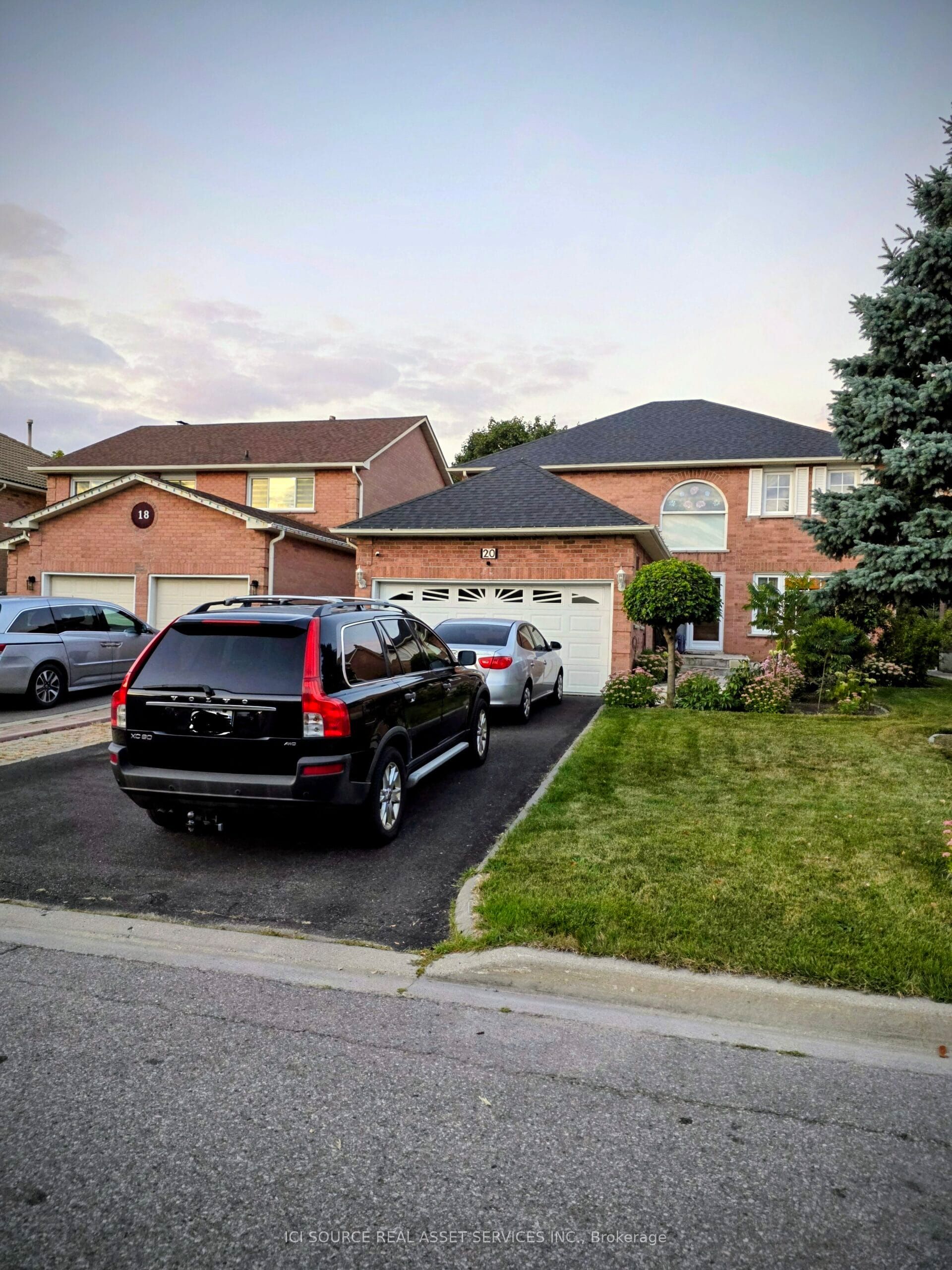 For Sale: 20 Plover Place, Brampton, ON L6W 4C5, Brampton, ON