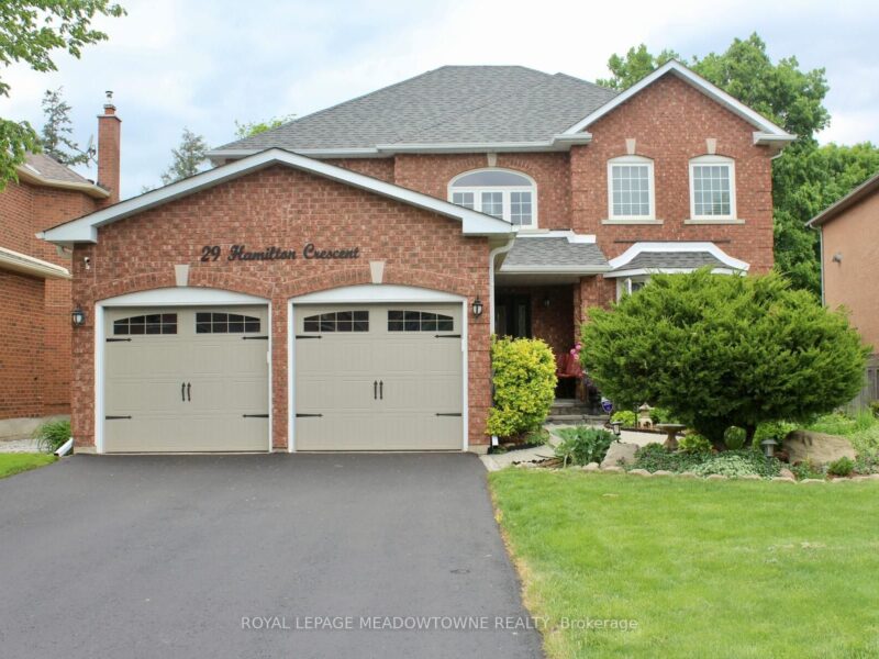 For Sale: 29 Hamilton Crescent, Halton Hills, ON L7G 5K9, Halton Hills, ON