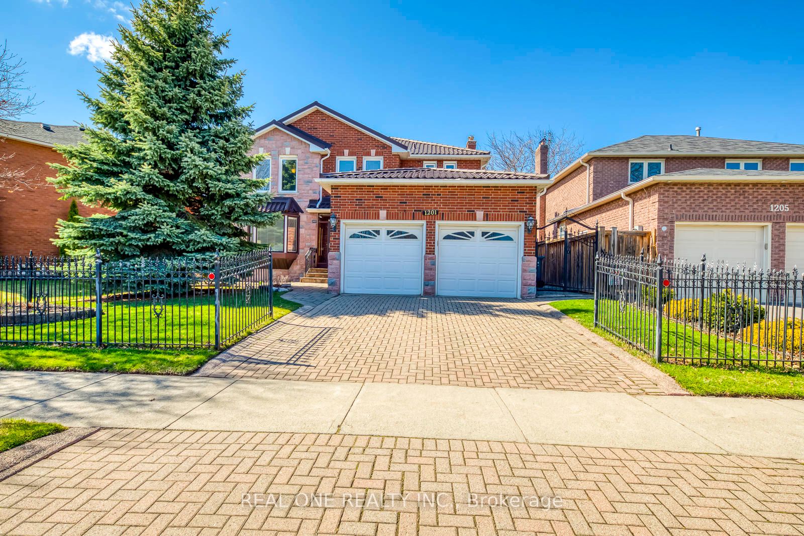 For Sale: 1201 Creekside Drive, Oakville, ON L6H 4Y8, Oakville, ON