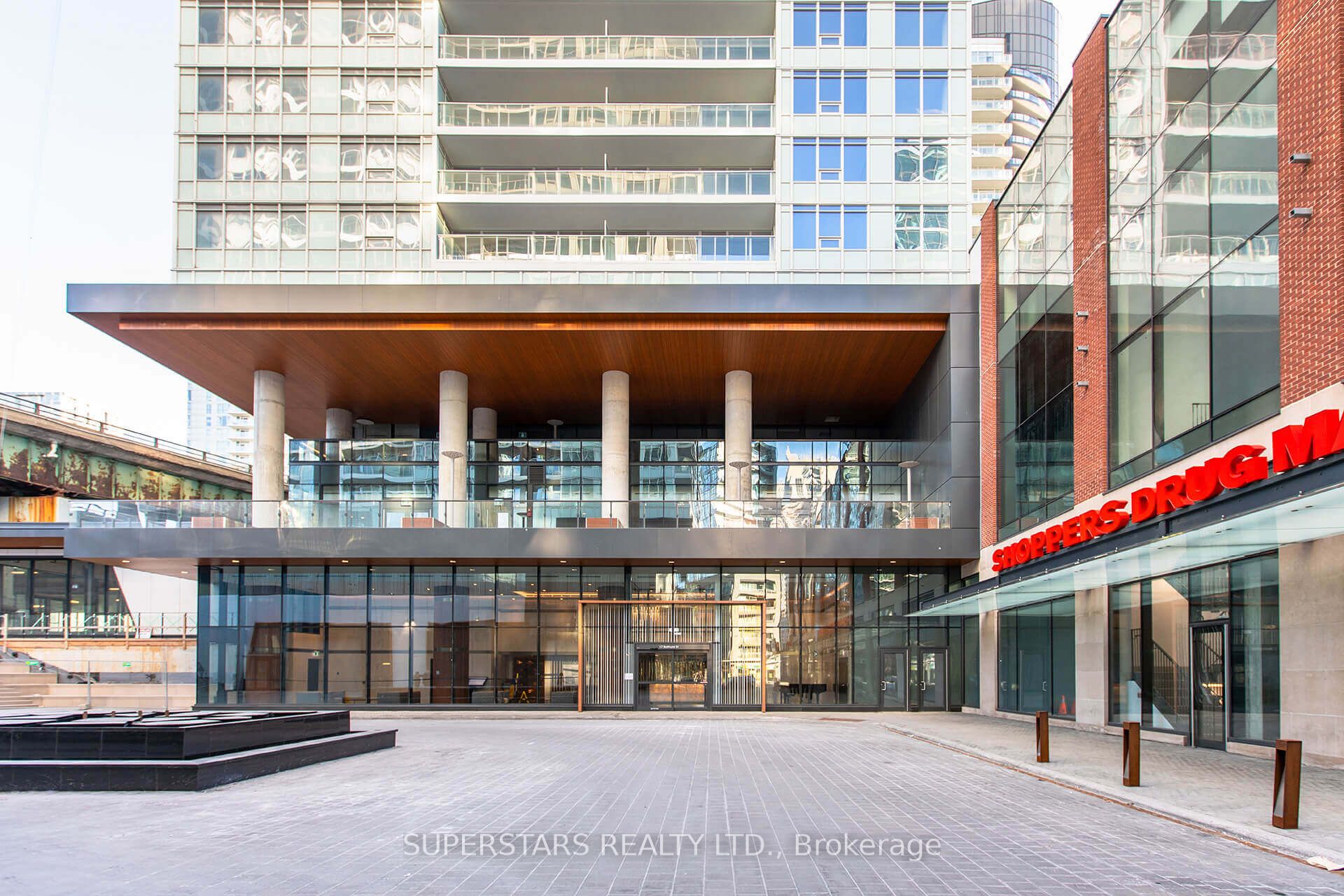 For Sale: 17 Bathurst Street 3516A, Toronto, ON M5V 0N1, Toronto C01, ON