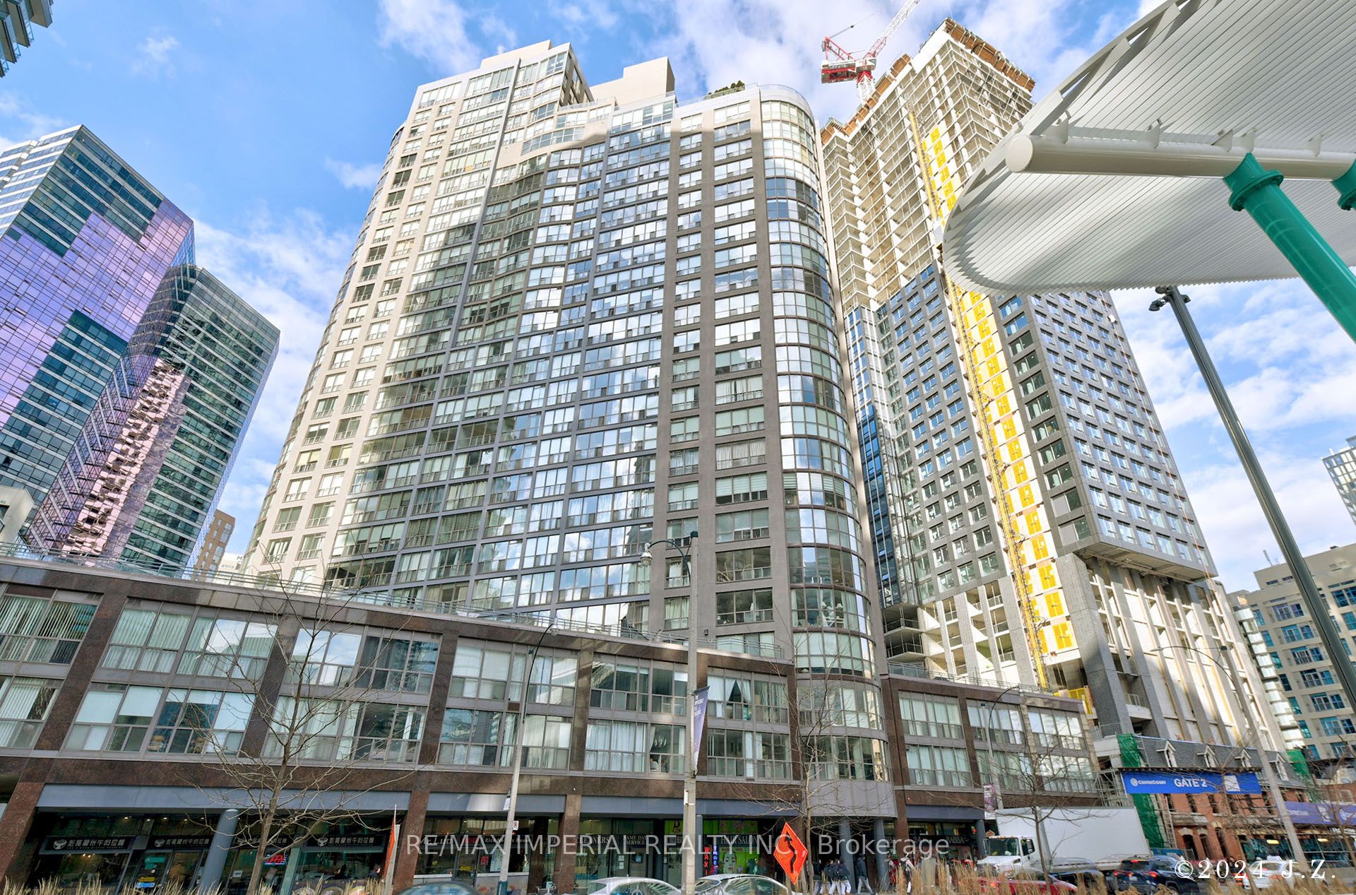 For Lease: 24 Wellesley Street W 2201, Toronto C01, ON M4Y 2X6, Toronto C01, ON