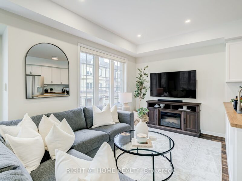 For Sale: 1250 St.Martins Drive 88, Pickering, ON L1W 0A2, Pickering, ON