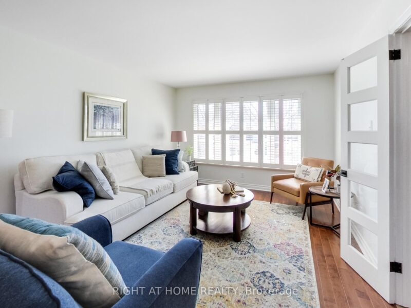 For Sale: 885 Dales Avenue, Newmarket, ON L3Y 5Z6, Newmarket, ON