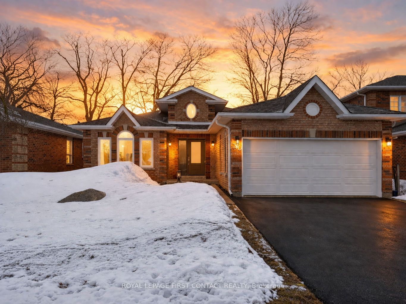 For Sale: 340 Livingstone Street W, Barrie, ON L4N 7C5, Barrie, ON
