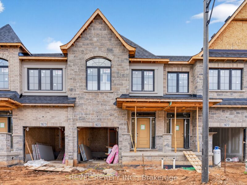 For Sale: 600 Maplehill Drive 2, Burlington, ON L7N 2W3, Burlington, ON