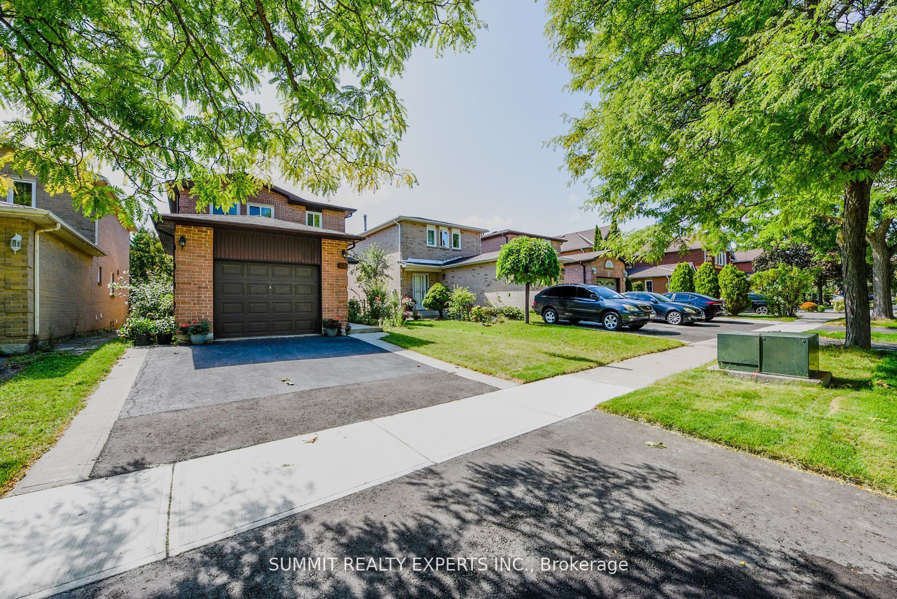For Sale: 95 Muirland Crescent, Brampton, ON L6X 4G3, Brampton, ON