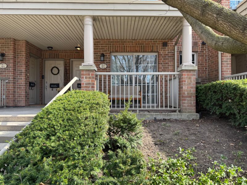For Lease: 95 The Queensway N/A 3, Toronto W01, ON M6S 5A7, Toronto W01, ON