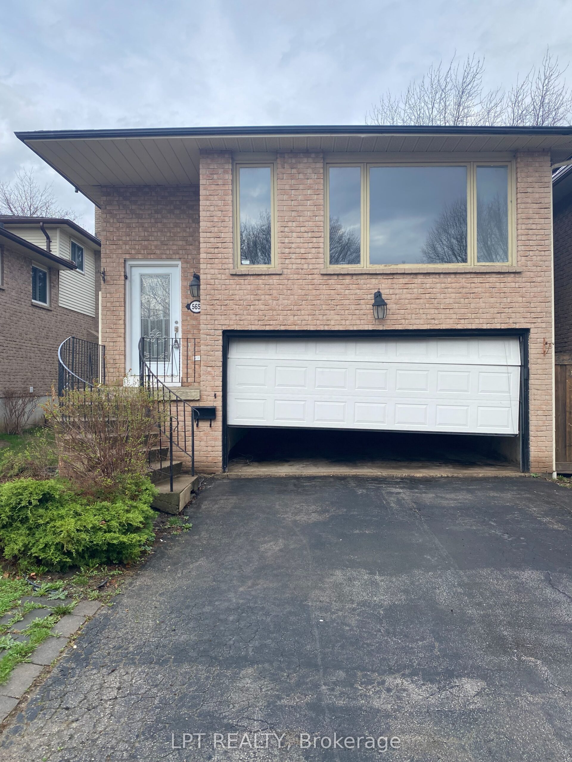 For Sale: 565 Hayward Crescent, Milton, ON L9T 4T8, Milton, ON