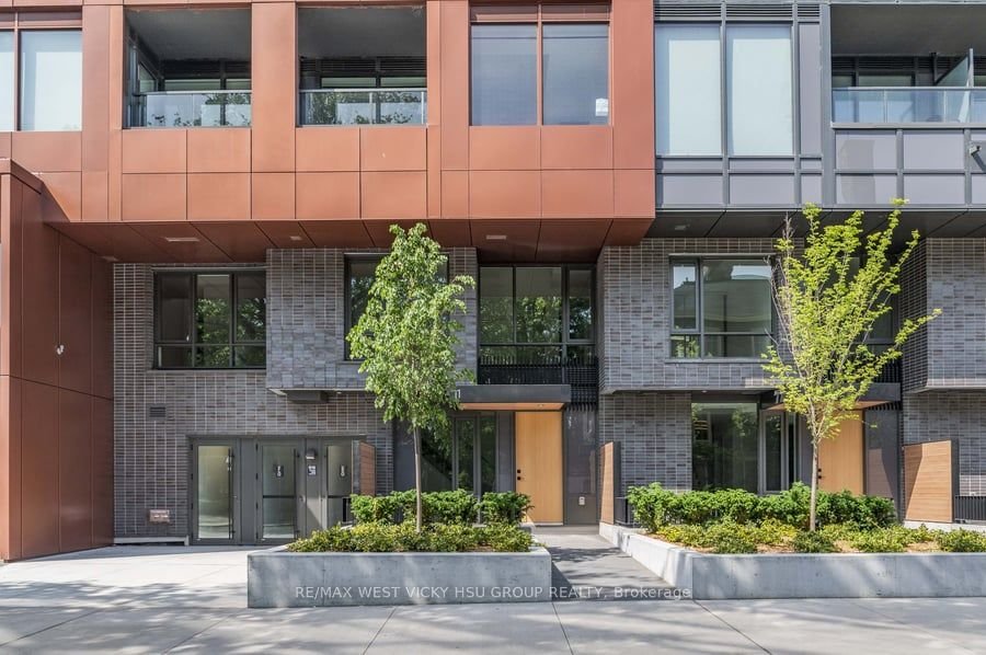 For Sale: 28 Eastern Avenue TH105, Toronto, ON M5A 0Y2, Toronto C08, ON