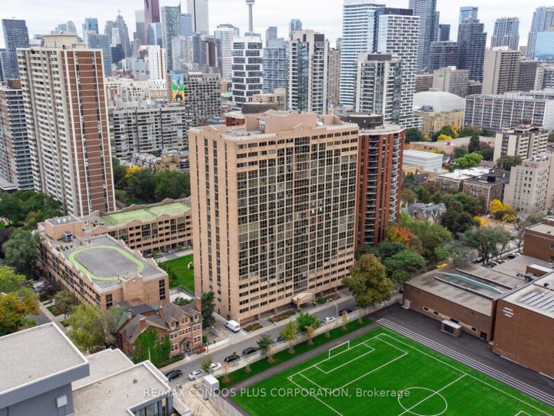 For Sale: 15 Maitland Place 204, Toronto C08, ON M4Y 2X3, Toronto C08, ON