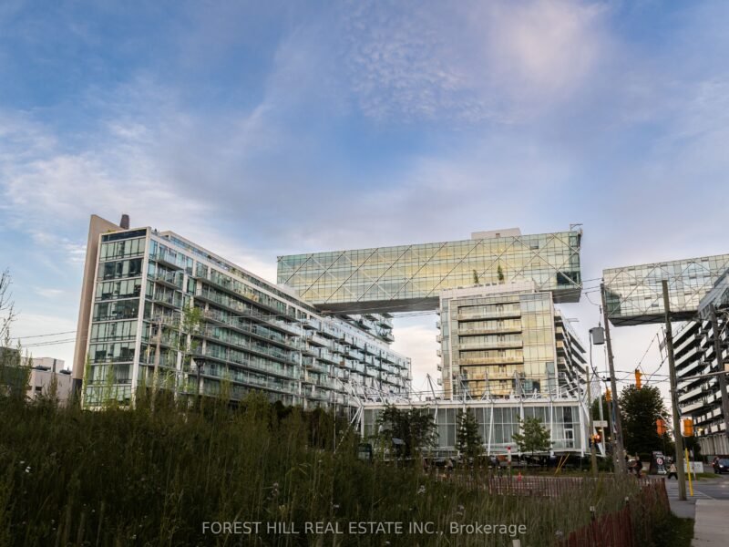 For Sale: 39 Queens Quay E 313, Toronto, ON M5E 0A4, Toronto C08, ON