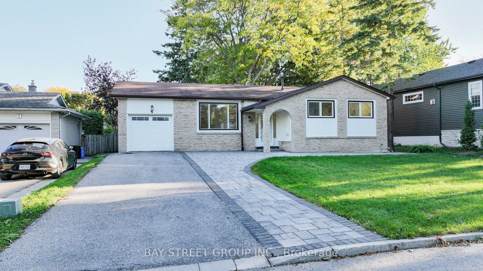 For Sale: 4 Sir Brandiles Place, Markham, ON L3P 2Z5, Markham, ON