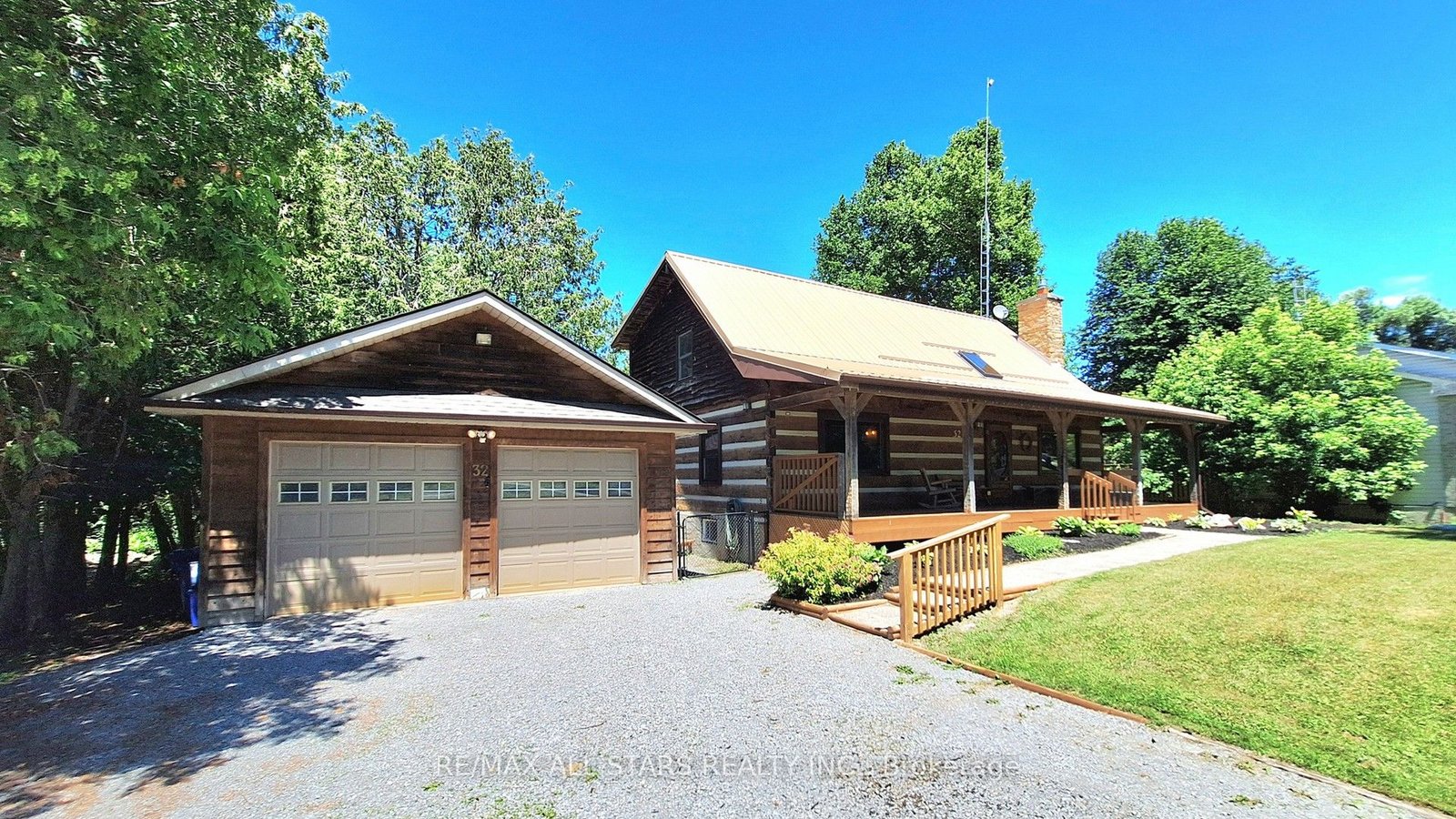 For Sale: 32 York Street, Georgina, ON L0C 1L0, Georgina, ON