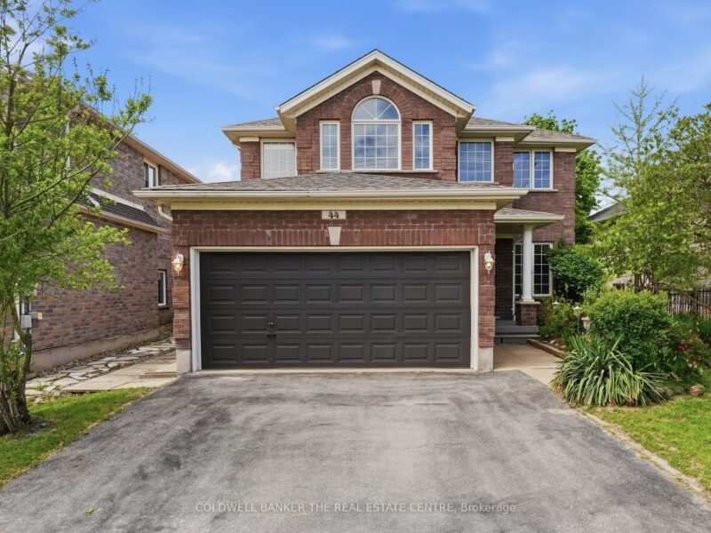 For Sale: 44 Prince William Way, Barrie, ON L4N 0Y9, Barrie, ON