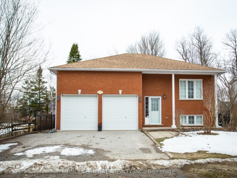 For Lease: 72 Forest Avenue N, Wasaga Beach, ON L9Z 2K4, Wasaga Beach, ON