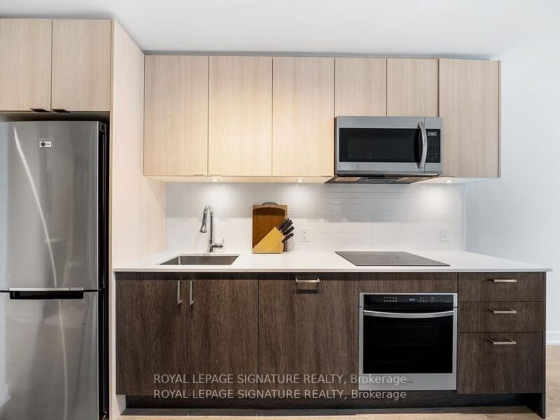 For Sale: 1928 Lake Shore Boulevard W 2115, Toronto W01, ON M6S 0B1, Toronto W01, ON
