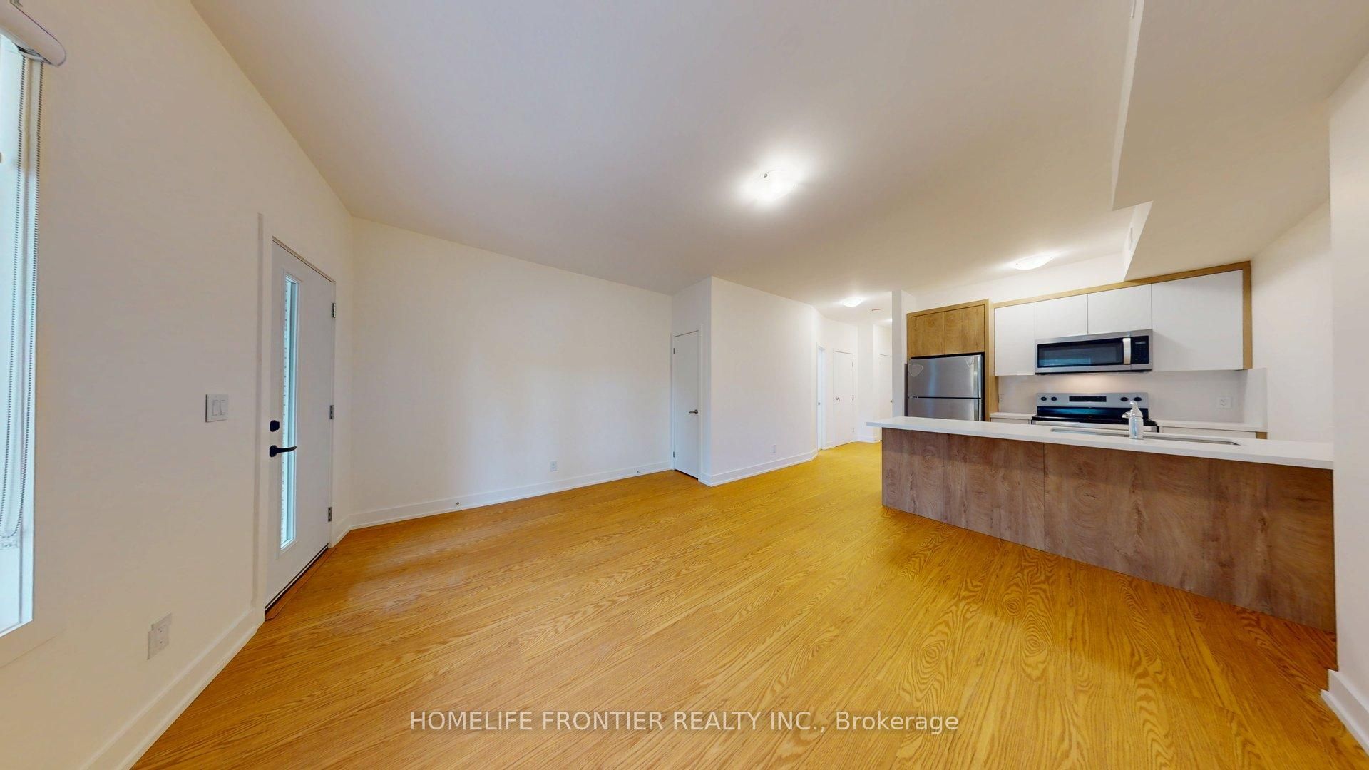 For Lease: 1089 Glencairn Avenue 2 (Main), Toronto W04, ON M6B 2B1, Toronto W04, ON
