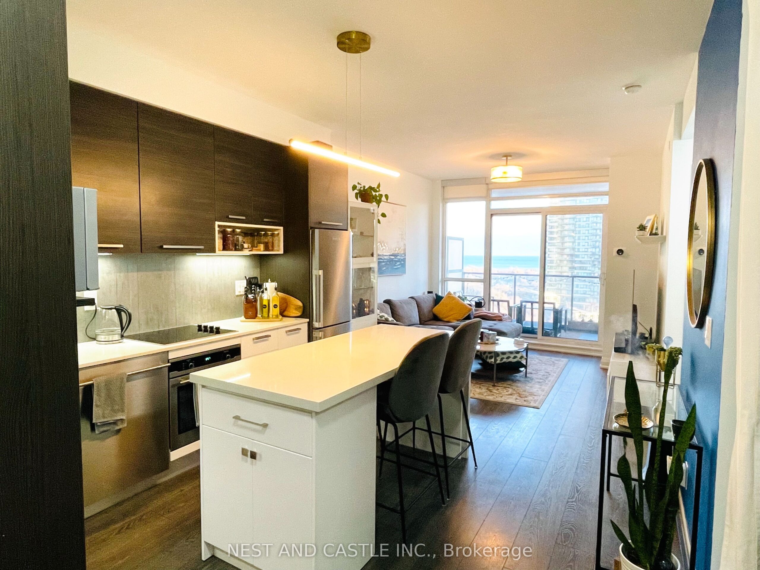 For Lease: 36 Park Lawn Road 902, Toronto W06, ON M8Y 3H8, Toronto W06, ON