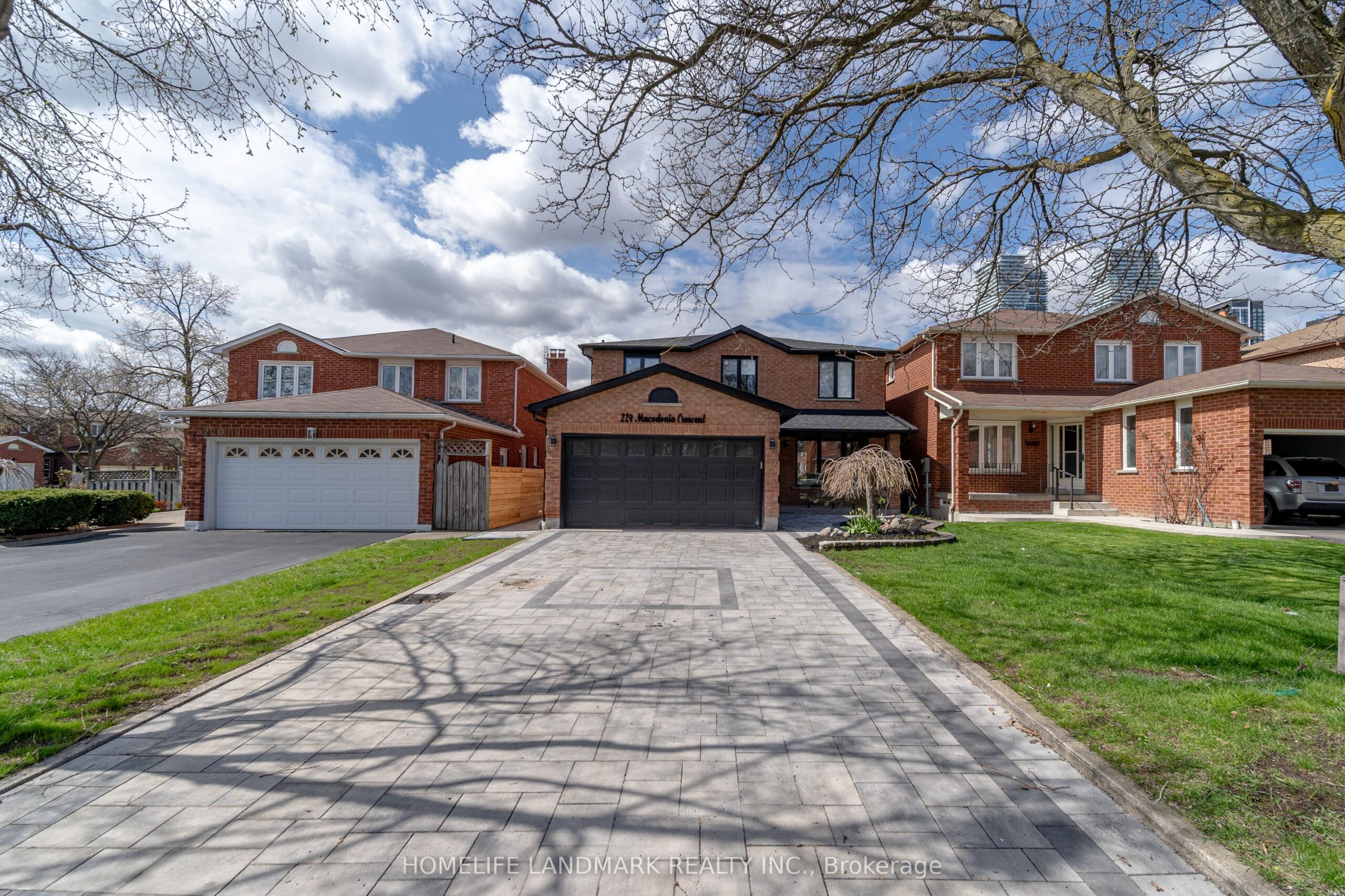 For Sale: 224 Macedonia Crescent, Mississauga, ON L5B 3R8, Mississauga, ON