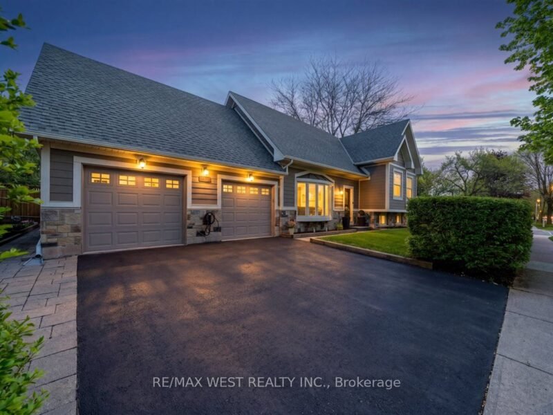 For Sale: 2456 Bridge Road, Oakville, ON L6L 2H1, Oakville, ON