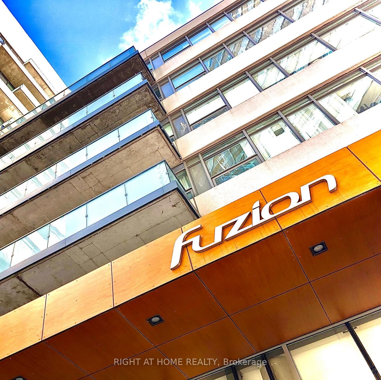 For Lease: 20 Joe Shuster Way 1005, Toronto W01, ON M6K 0A3, Toronto W01, ON