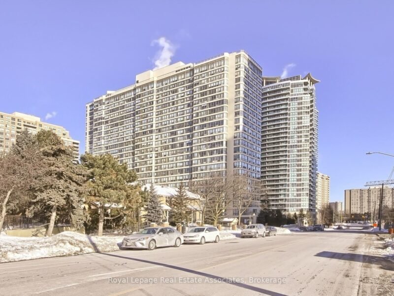 For Sale: 55 Elm Drive W 511, Mississauga, ON L5B 3Z3, Mississauga, ON