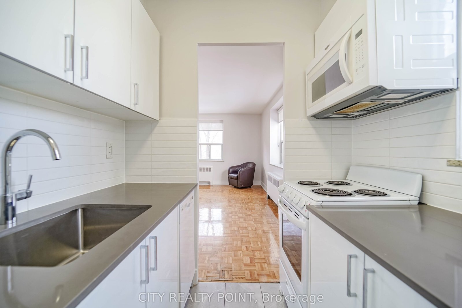 For Lease: 1291 Bayview Avenue N 102, Toronto, ON M4G 2Z9, Toronto C11, ON