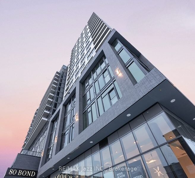 For Lease: 80 Bond Street E 1701, Oshawa, ON L1G 0E6, Oshawa, ON